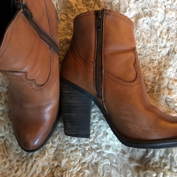 Musse & Cloud Women’s Josie Western Boot, Tan - Picture 4 of 6